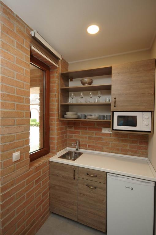 Mosoly Deluxe Apartman Gyula Ngoại thất bức ảnh